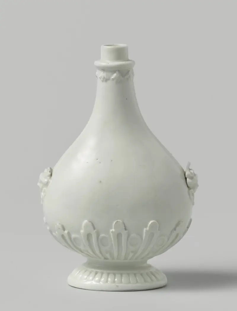 Foto, Porzellan Fläschchen mit Reliefdekor